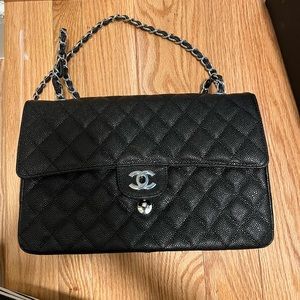 Caviar shoulder bag